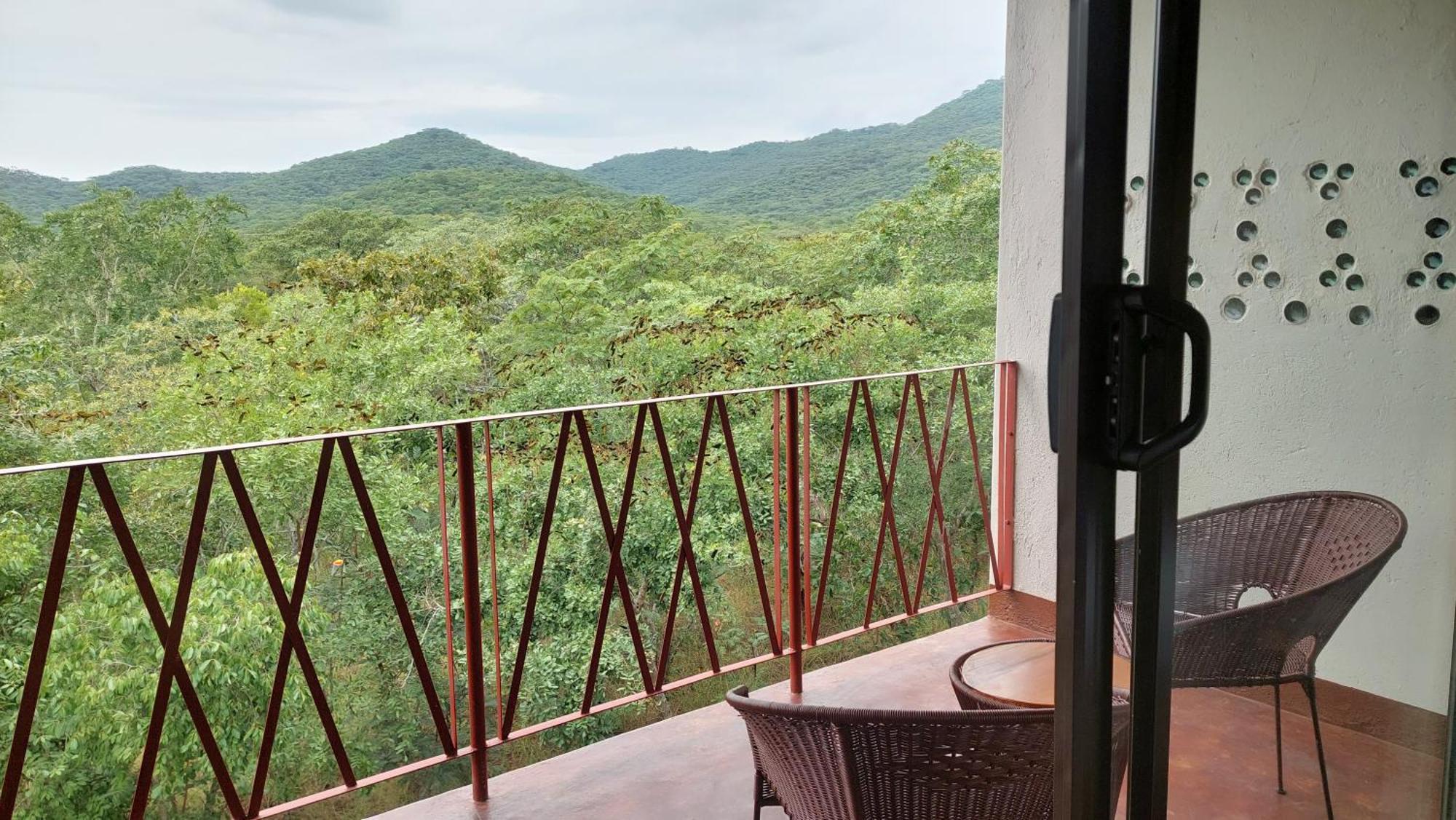 Musangano Lodge Odzi Экстерьер фото